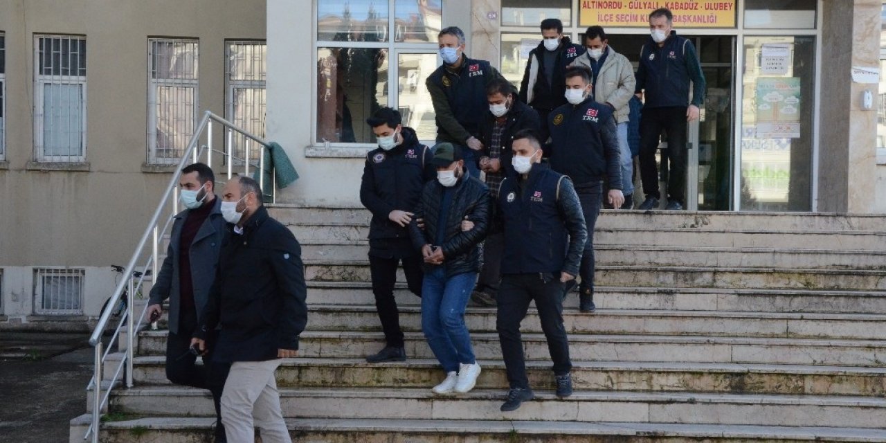 Ordu’daki Deaş Operasyonundaki Şüpheliler Adliyeye Sevk Edildi