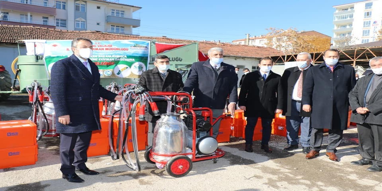 Elazığ’da Besicilere Makine Ekipman Desteği