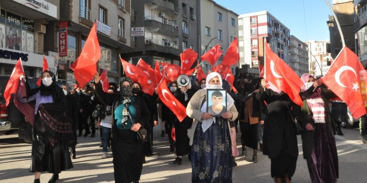 Şırnaklı Annelerin Evlat Çığlığı 16’ncı Haftasında