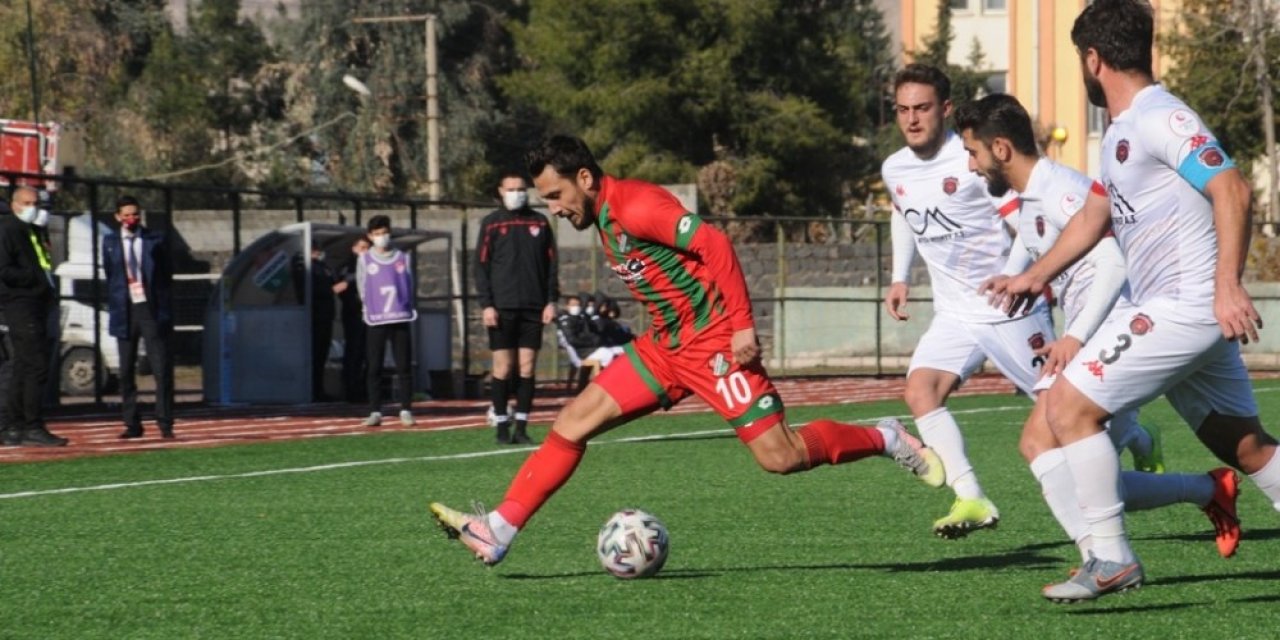 Cizrespor: 2 - Gölcükspor: 1