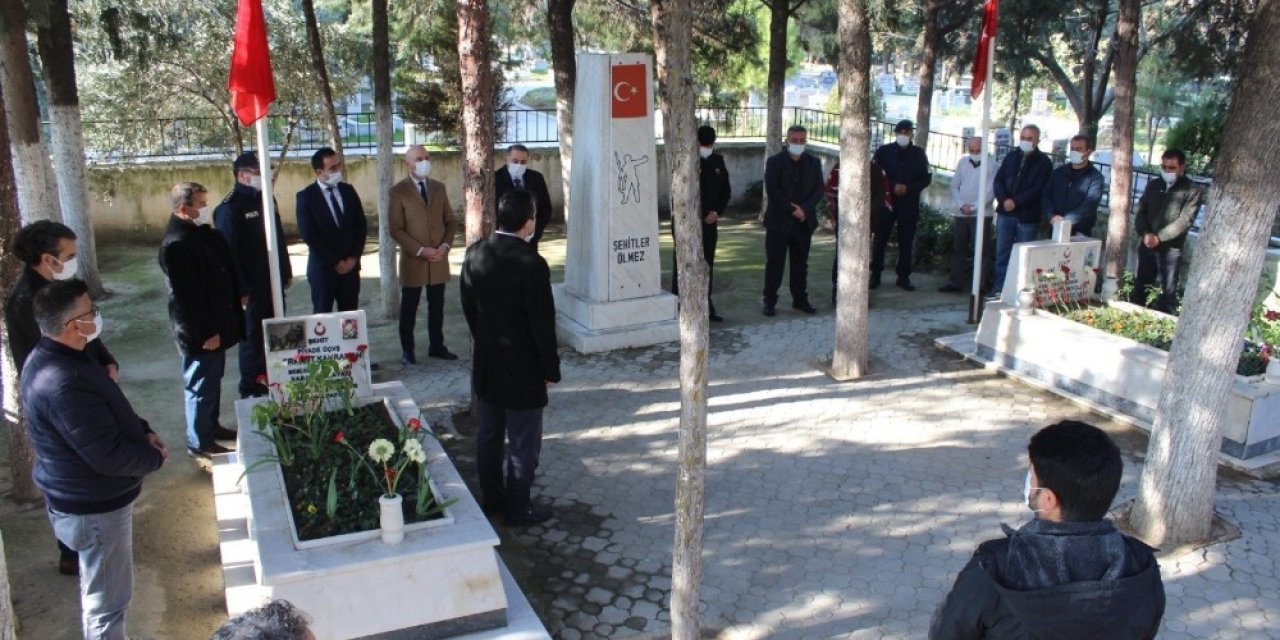 24 Yıldır Şehit Olan Silah Arkadaşlarını Anmak İçin Geliyorlar
