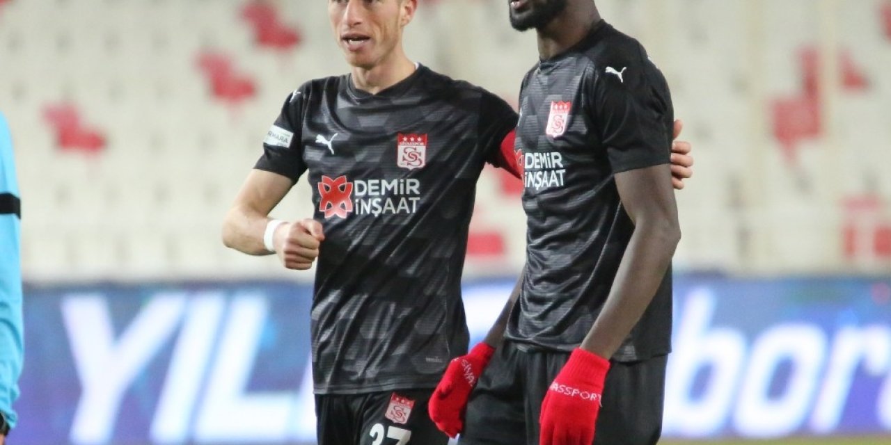 Hakan Arslan Ve Yatabare Gol Sayısını 2’ye Yükseltti
