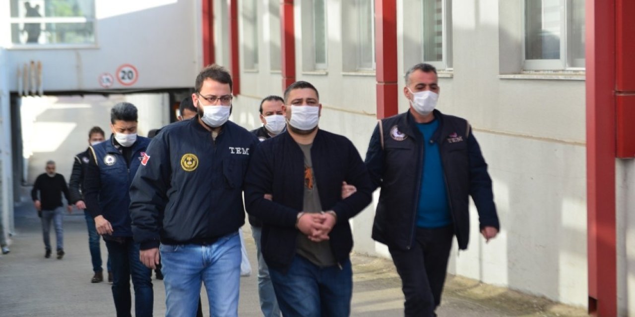Bomba Yüklü Aracı Saklayan Pkk’lının İsmi Öldürülen Kadın Teröristin Listesinden Çıktı