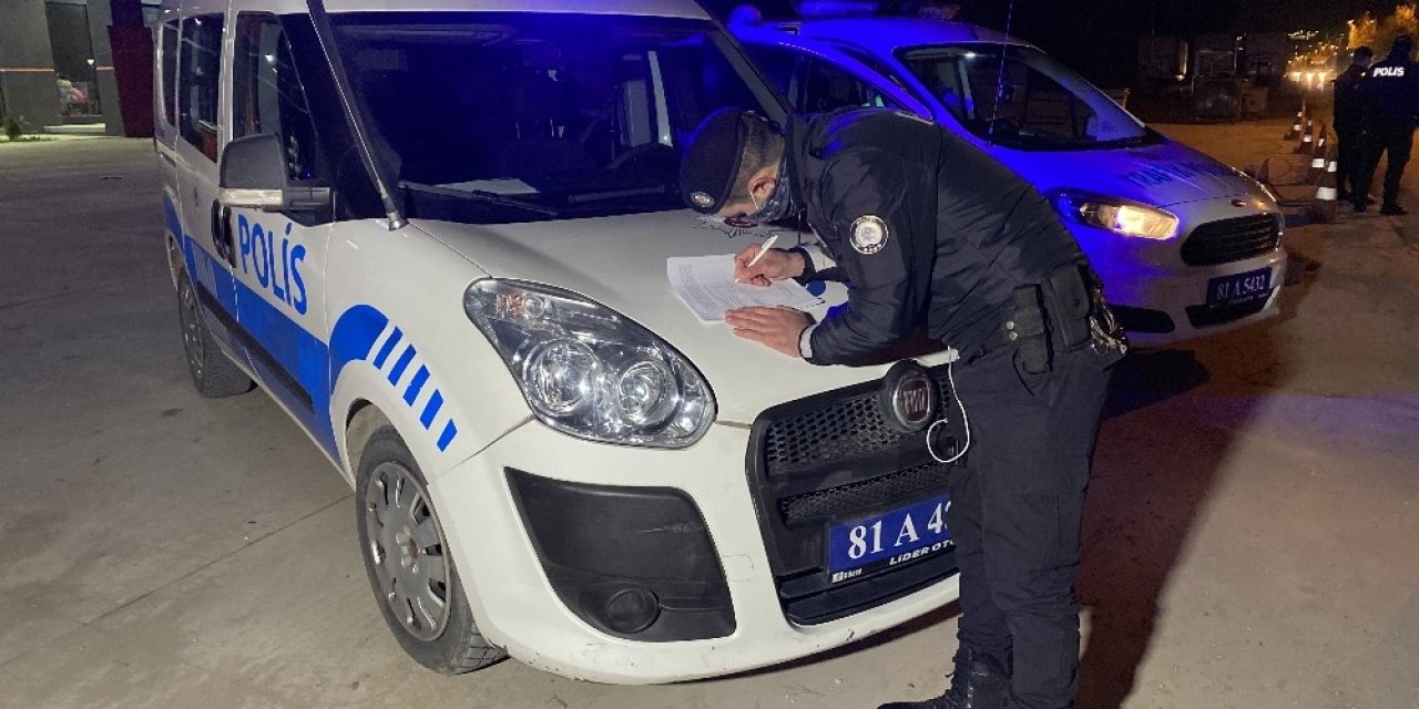 Yağmurdan Kaçarken Doluya Tutuldular