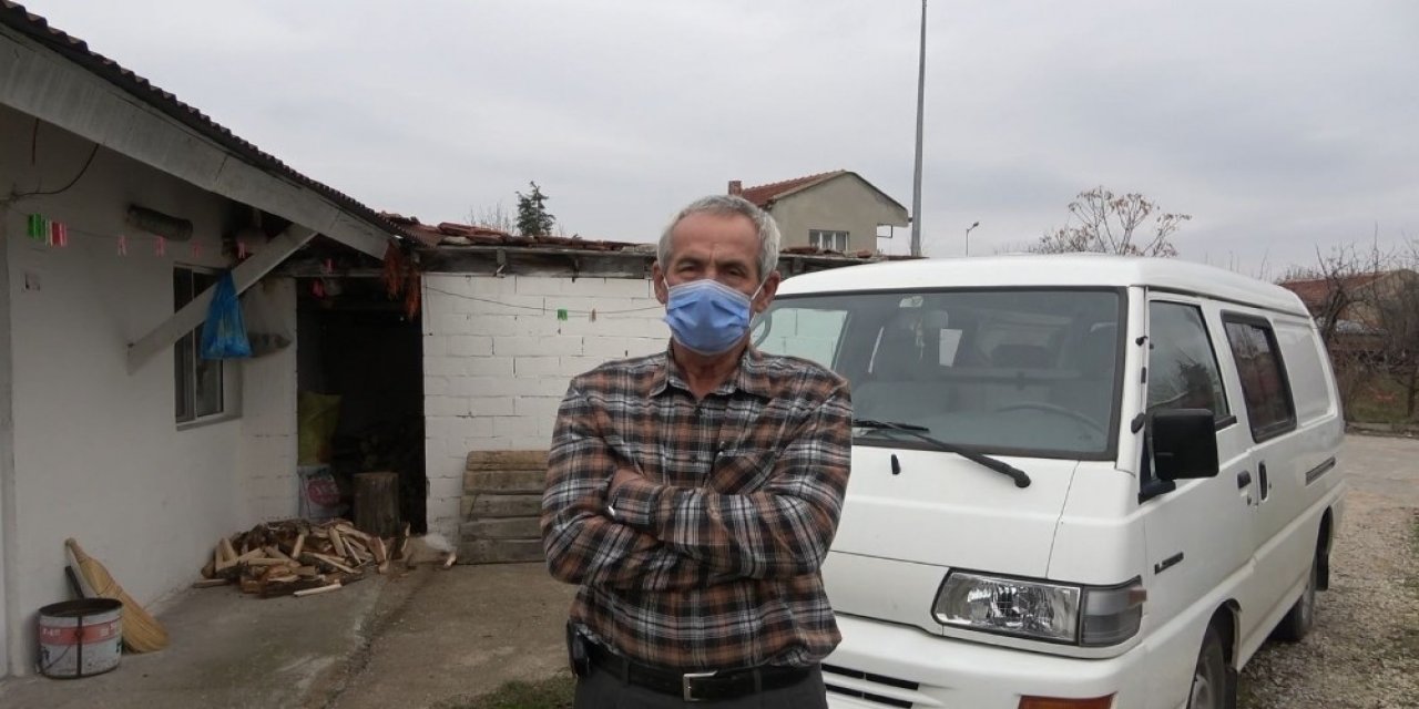 66 Yaşındaki Yaşlı Adam: "devletimle Gurur Duyuyorum"