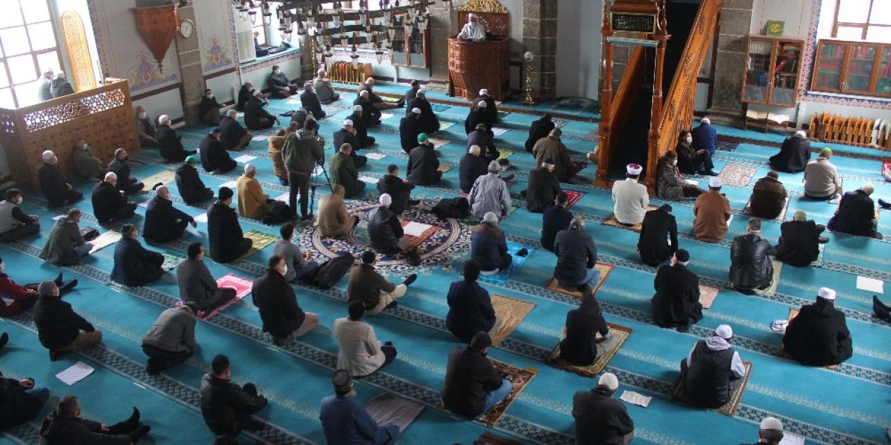 Cuma Hutbesinde Korona Virüs Uyarısı