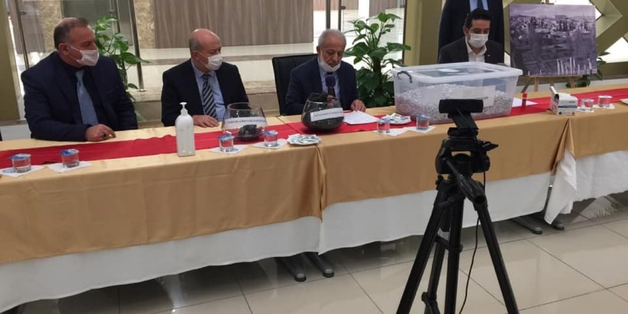 Harran Üniversitesi Noter Huzurunda Personel Alımı Gerçekleştirdi