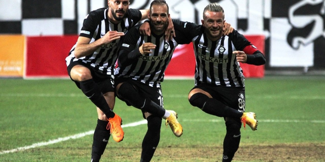 Tff 1. Lig: Altay: 3 - Ümraniyespor: 1