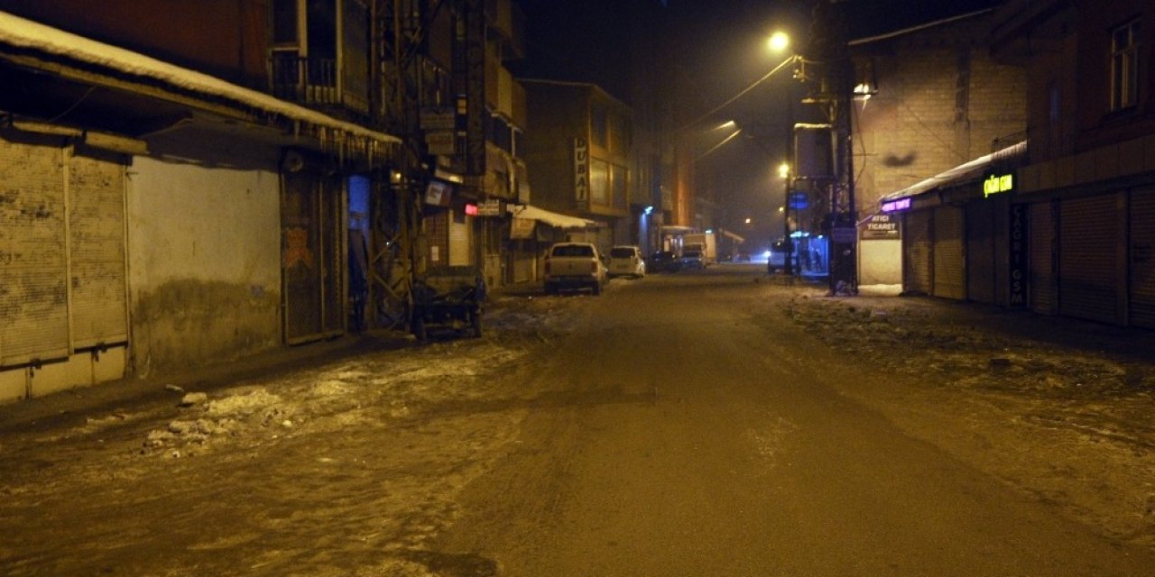Yüksekova’da Sokağa Çıkma Kısıtlaması Başladı