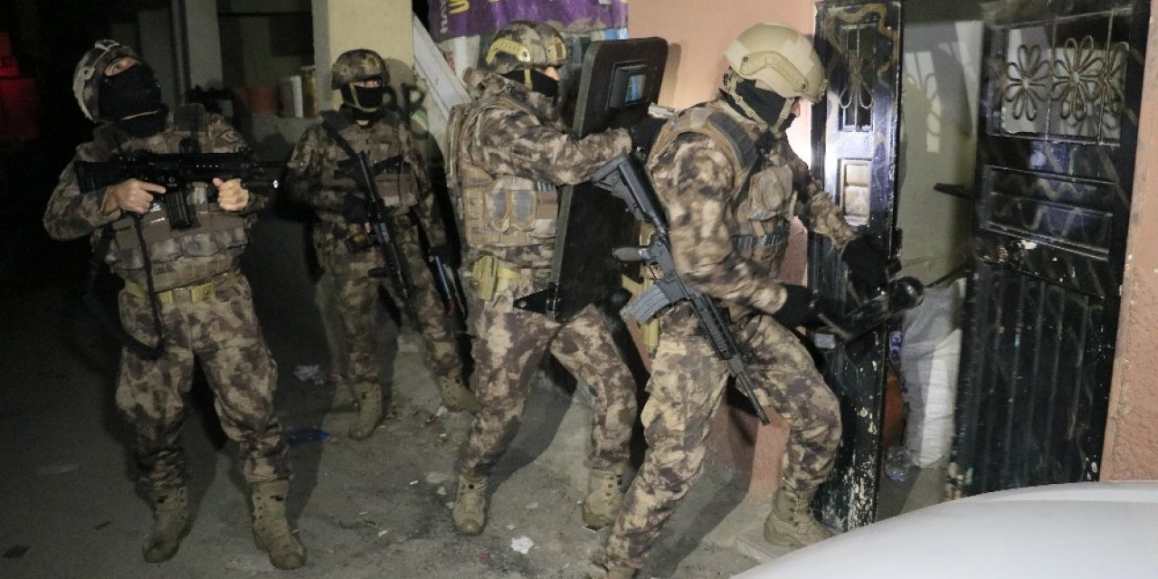 Adana’da Uyuşturucu Satıcılarına Şafak Operasyonu