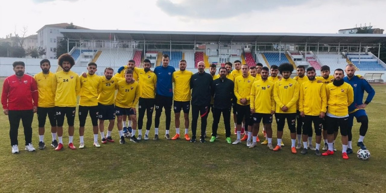 Isparta 32 Spor’da Yeni Hoca Murat Gökhan Çelebi