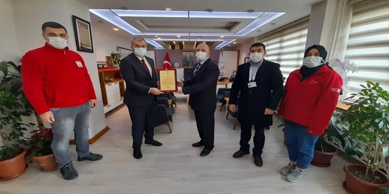 Aydın İl Milli Eğitim Müdürlüğü’ne Türk Kızılay’ından ’altın’ Madalya