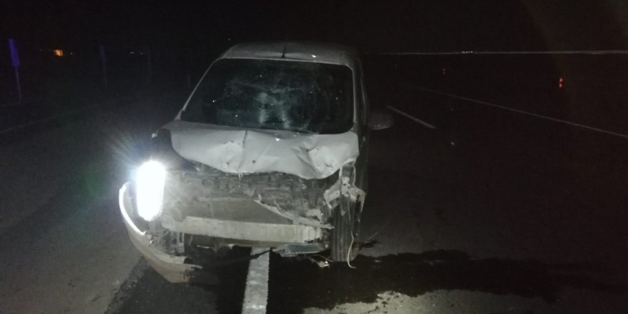 Kontrolden Çıkan Araç Bariyerlere Çarptı: 1 Yaralı