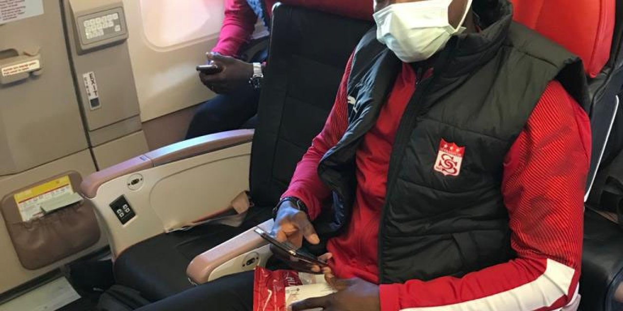 Sivasspor, Beşiktaş Maçı İçin İstanbul’a Gitti