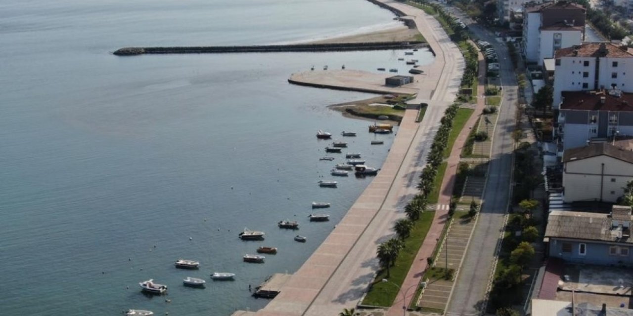 Vali Dağlı: “kısıtlamada Olduğu Gibi Diğer Günlerde De Evde Kalmayı Sürdürelim”