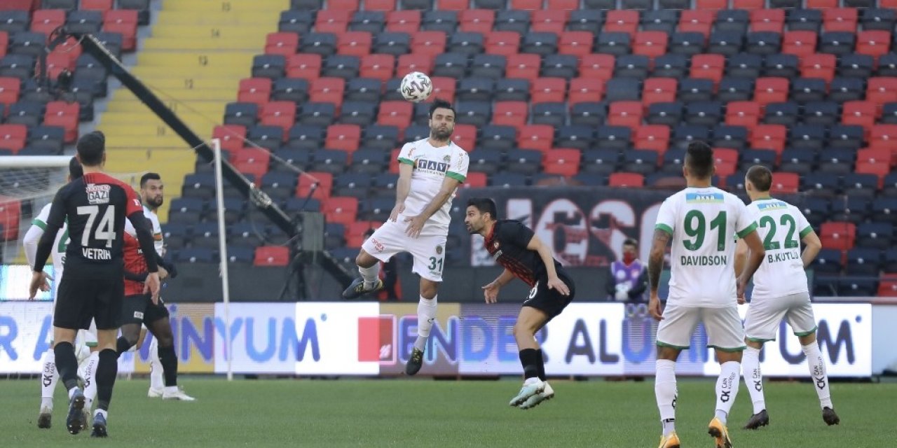 Alanyaspor, Haftalar Sonra Liderliği Kaptırdı