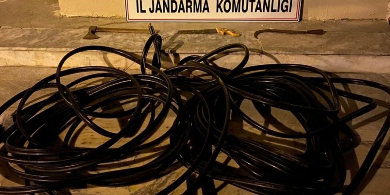 Kablo Hırsızları Yakalandı