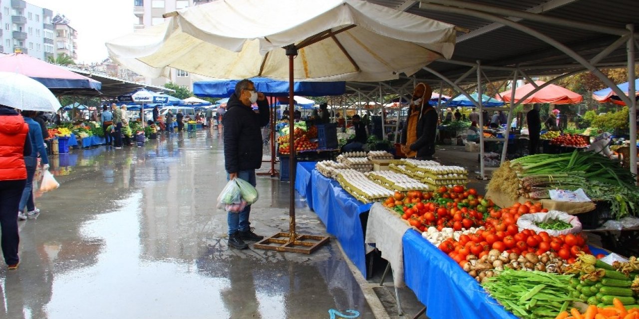 Efeler’de Semt Pazarlarının Günü Değişti