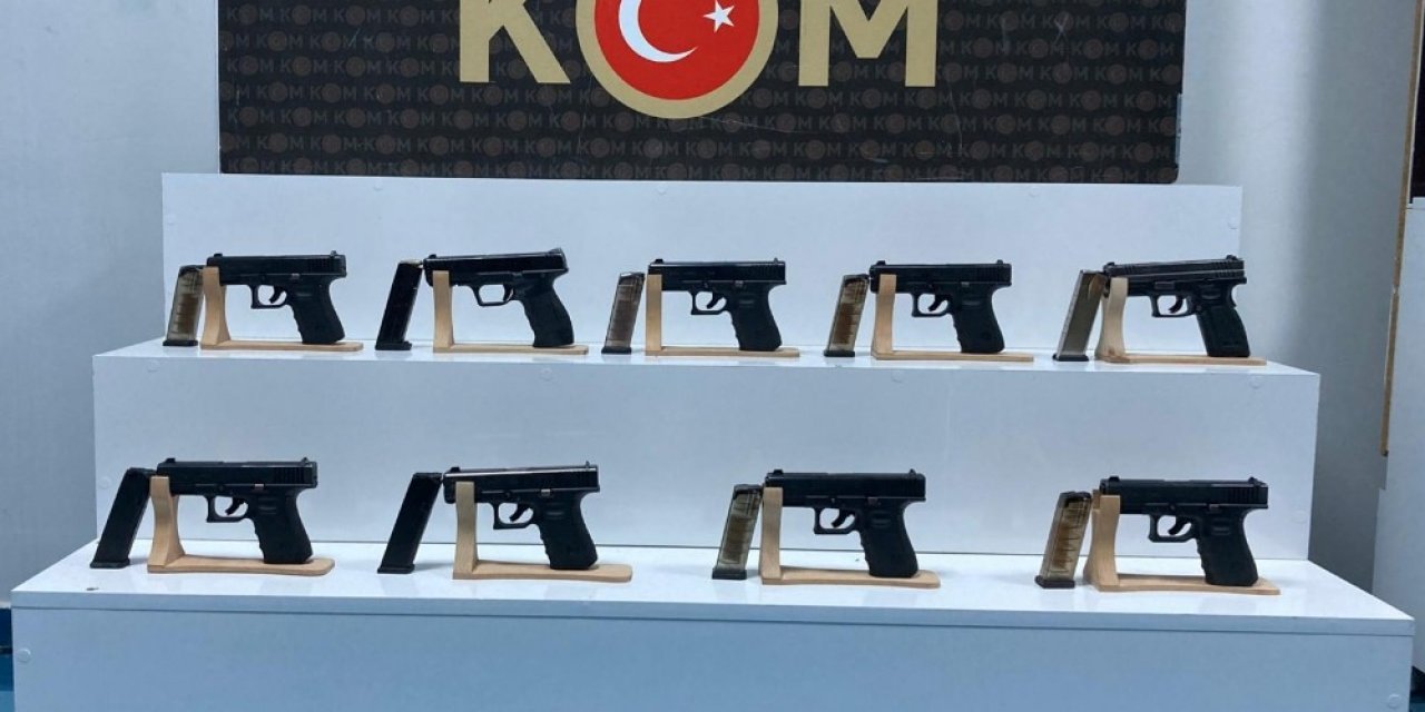 Adana’da 9 Ruhsatsız Tabanca Ele Geçirildi