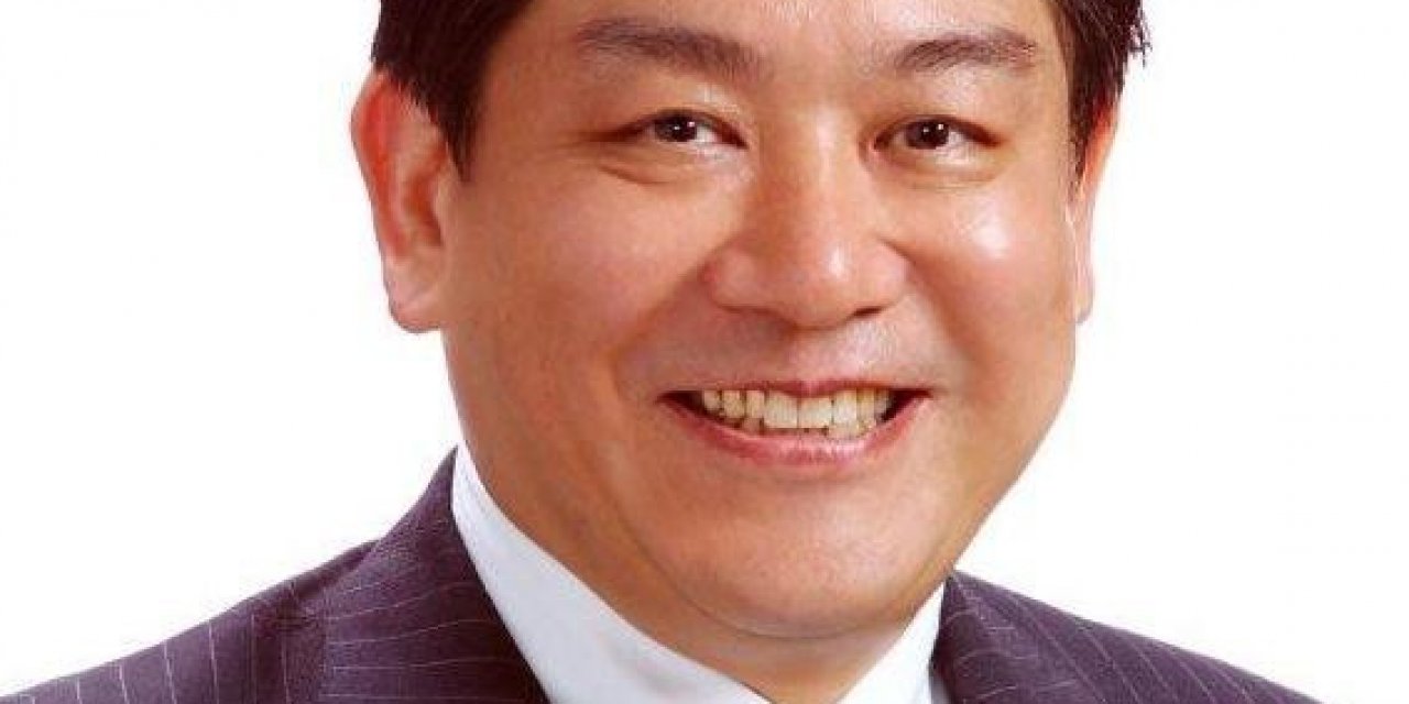 Japonya’da Eski Ulaştırma Bakanı Yuichiro, Covid-19’a Yenik Düştü