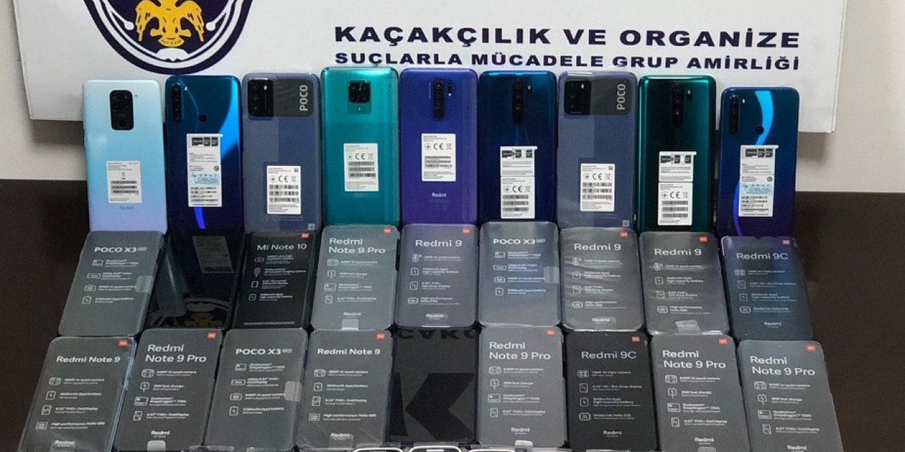 İşyerinde 51 Adet Gümrük Kaçağı Telefon Ele Geçirildi