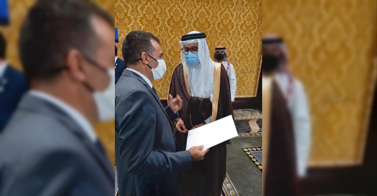 Manama’da İsrail Büyükelçiliği açmak için talepte bulunuldu