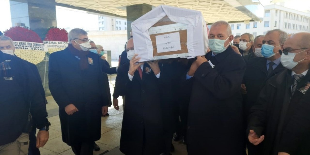 Eski Odtü Rektörü Ahmet Acar, Son Yolculuğuna Uğurlandı