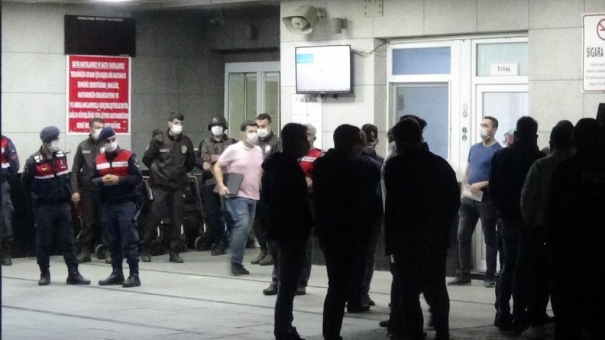 İzmir’de silahlı kavgada 1 kişi hayatını kaybetti