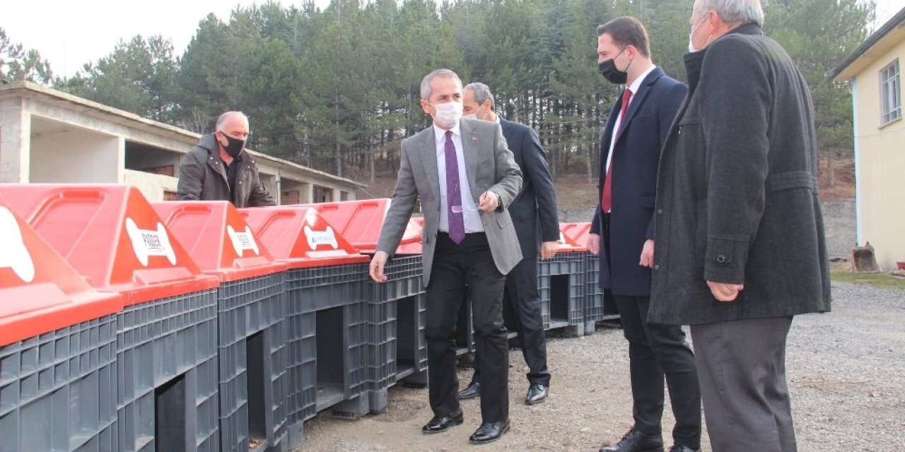 Kastamonu’da ‘patiler Üşümesin’ Kampanyası Devam Ediyor