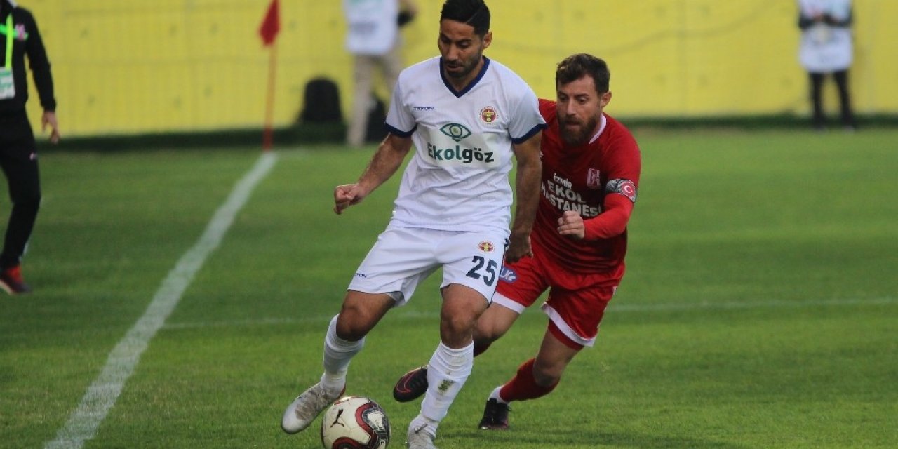 Menemenspor’da Murat Erdemir İle Yollar Ayrıldı