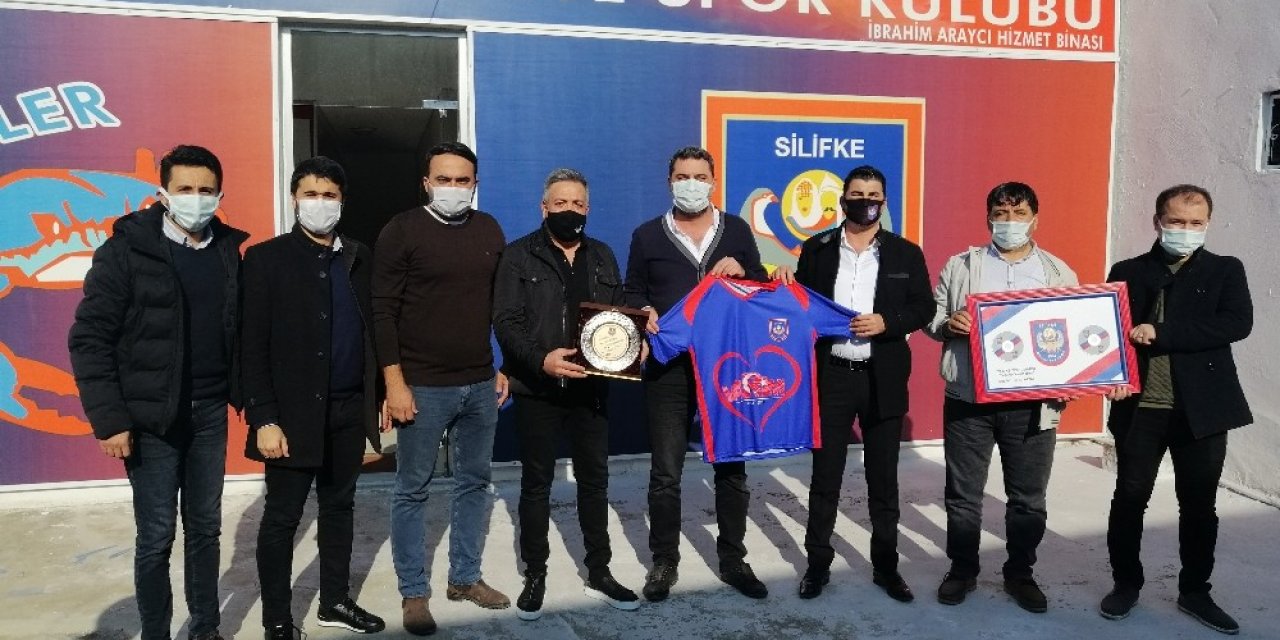 Altay’dan Silifke Belediyespor’a Marş