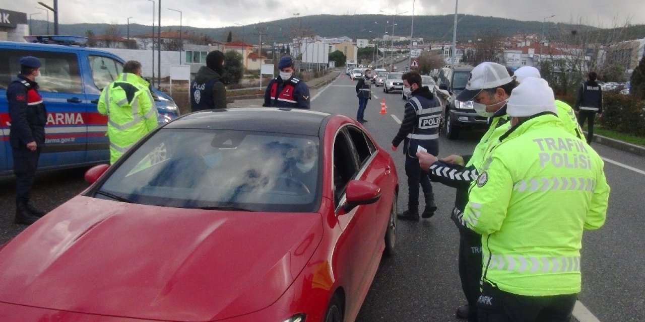 Muğla’da Polis Ve Jandarma Yılbaşı Öncesi Teyakkuzda