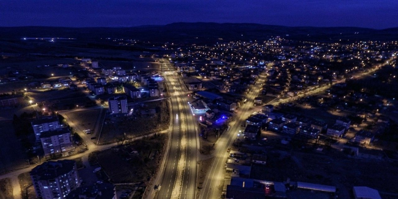 Bünyan Girişi Işıl Işıl Oldu
