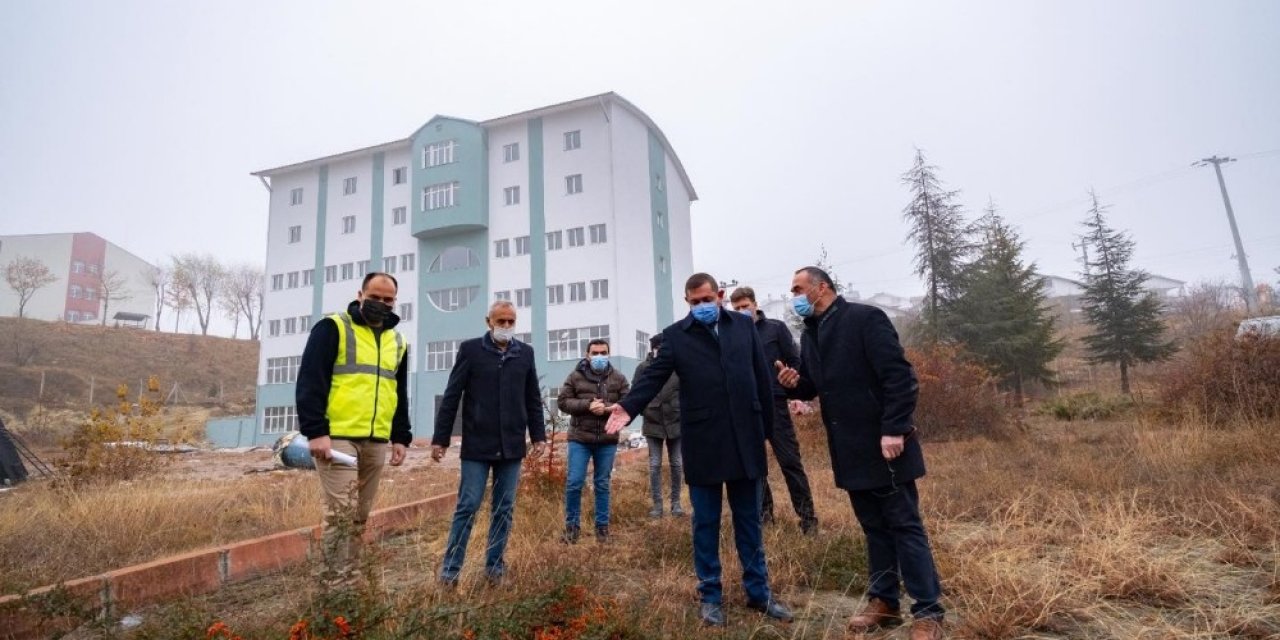 Başkan Vidinlioğlu, Kasmek Binasında İncelemelerde Bulundu
