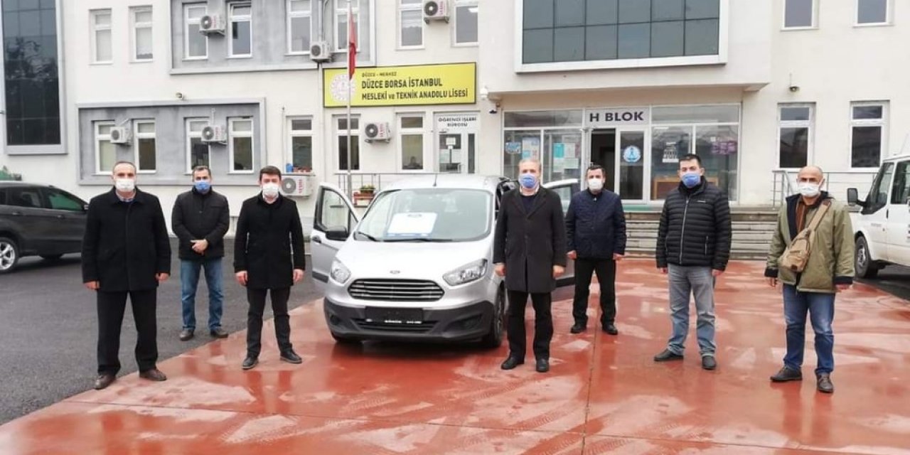 Meslek Lisesine Otomobil Hibe Edildi