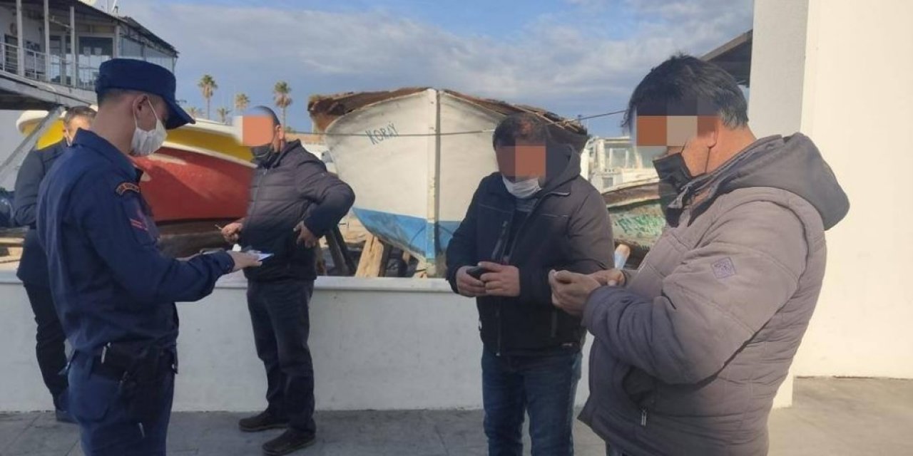 Sahil Güvenlik Ekiplerinden Kuşadası Körfezi’nde Yılbaşı Denetimi