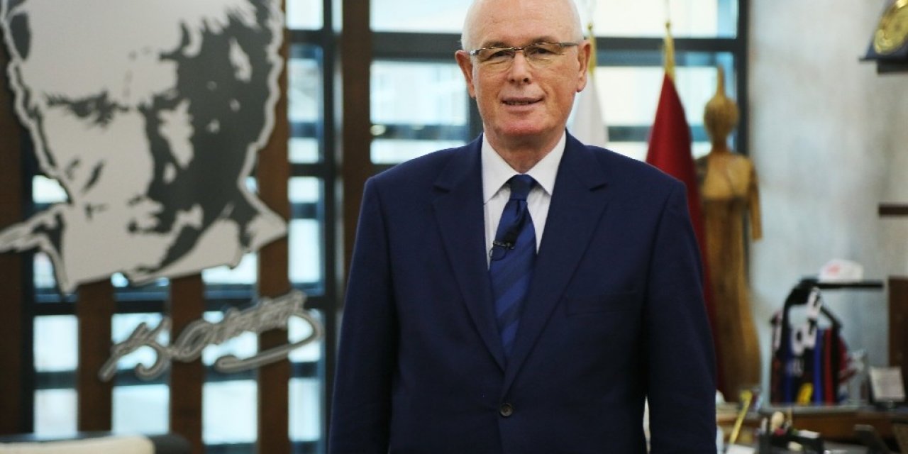 Kazım Kurt’un Yeni Yıl Mesajı: “gelecek Güzel Günlere Olan Umudumuzu Hiç Yitirmedik”