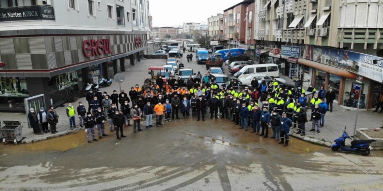Nazilli Belediyesi Yeni Yılda İşçinin Yüzünü Güldürdü