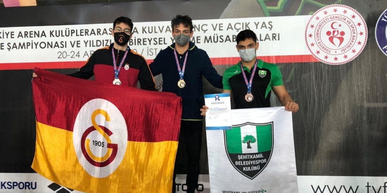 Yüzmede Yeni Türkiye Rekoru