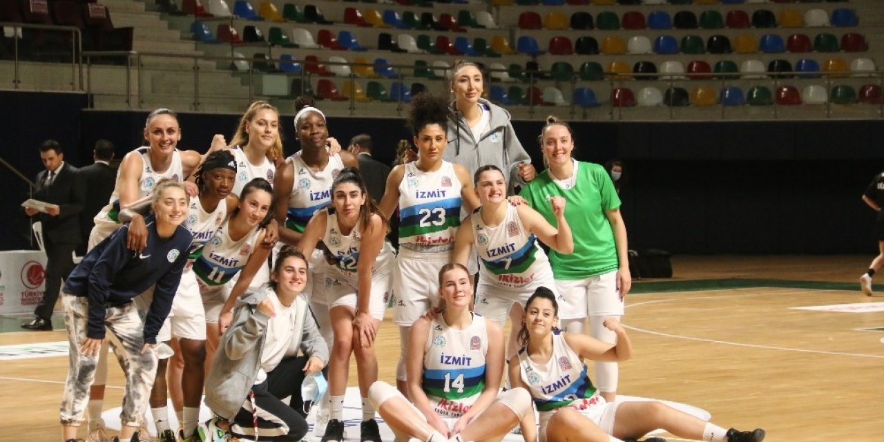 Kadınlar Basketbol Süper Ligi: İzmit Belediyespor: 84 - Bellona Kayseri Basket:72