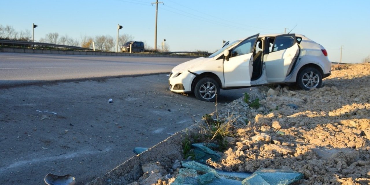 150 Metre Sürüklenen Araçtan Emniyet Kemerleri Sayesinde Kurtuldular