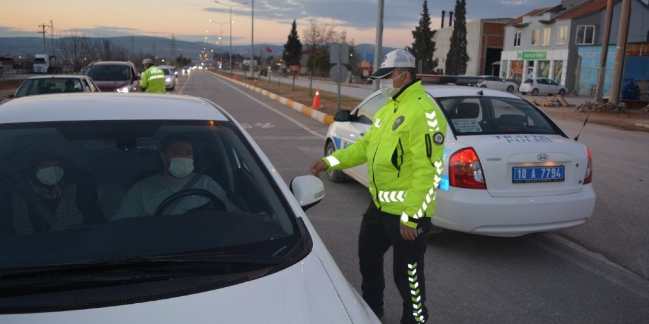 Bigadiç’te Yılbaşı Öncesi Sıkı Denetim
