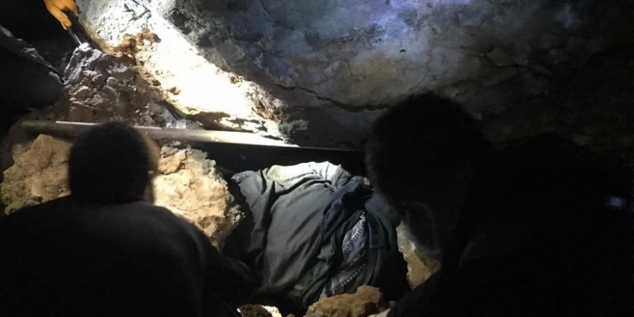 Kaya Parçasının Altında Kalan Çoban Hayatını Kaybetti
