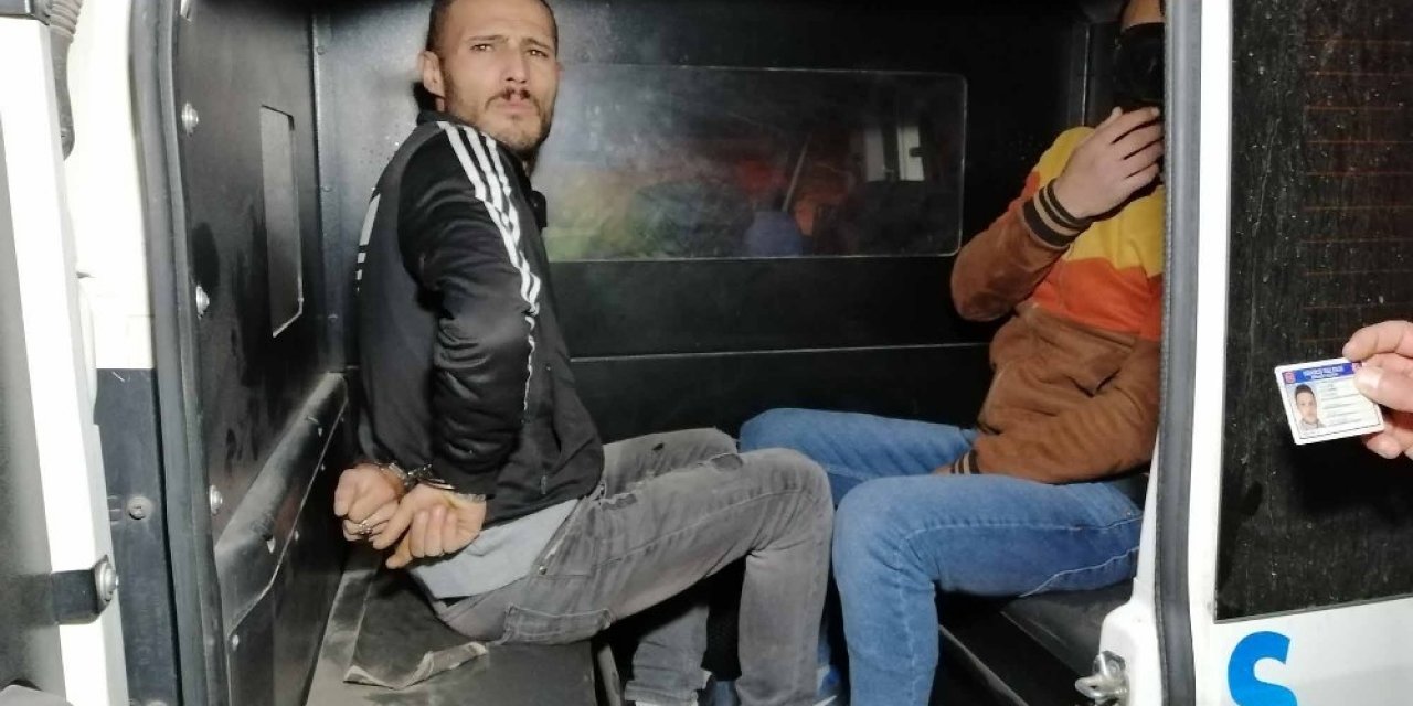 Uyuşturucuyla Yakalanan Şahıs Hassas Terazi İçin, “annem İstedi” Dedi