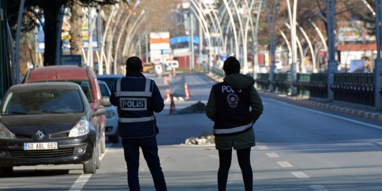 Tokat’ta, Korona Virüs Tedbirlerine Uymayanlara Ceza Yağdı