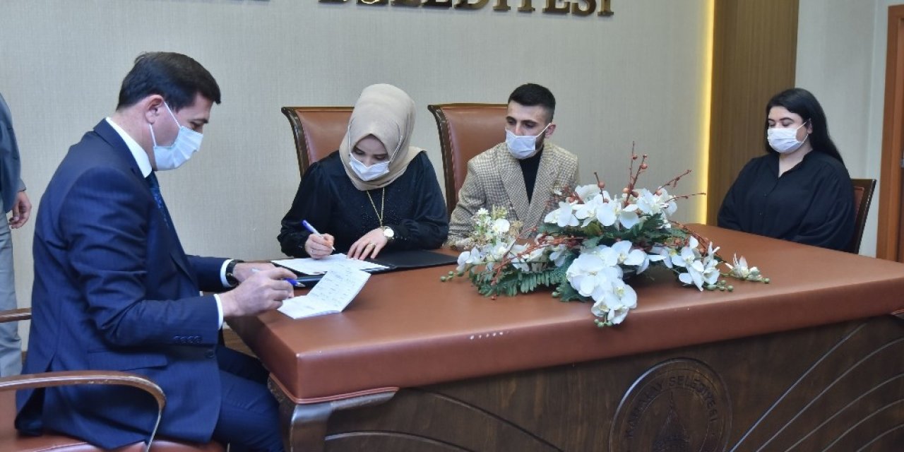 Karatay’da 2020 Yılında 2 Bin 380 Çiftin Nikâhı Kıyıldı