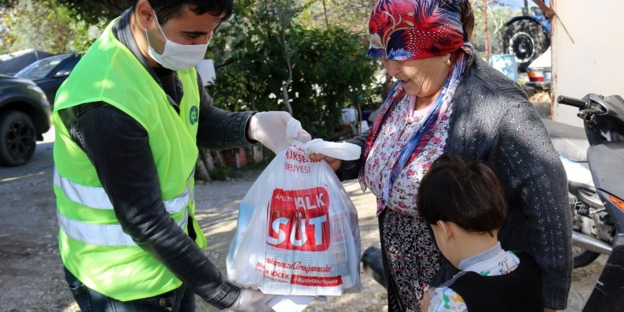 Büyükşehir’den Çocuklara 224 Bin Litre Süt