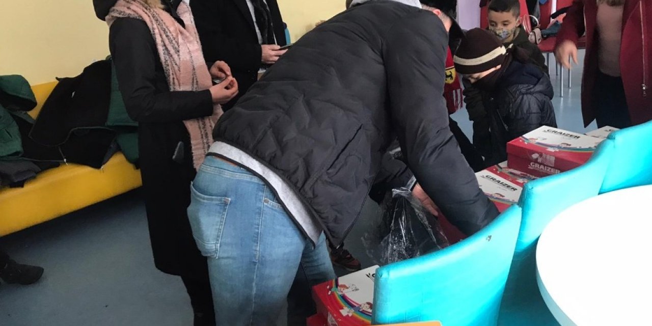 Ahlatisder’den “çocuklar Üşümesin” Kampanyası
