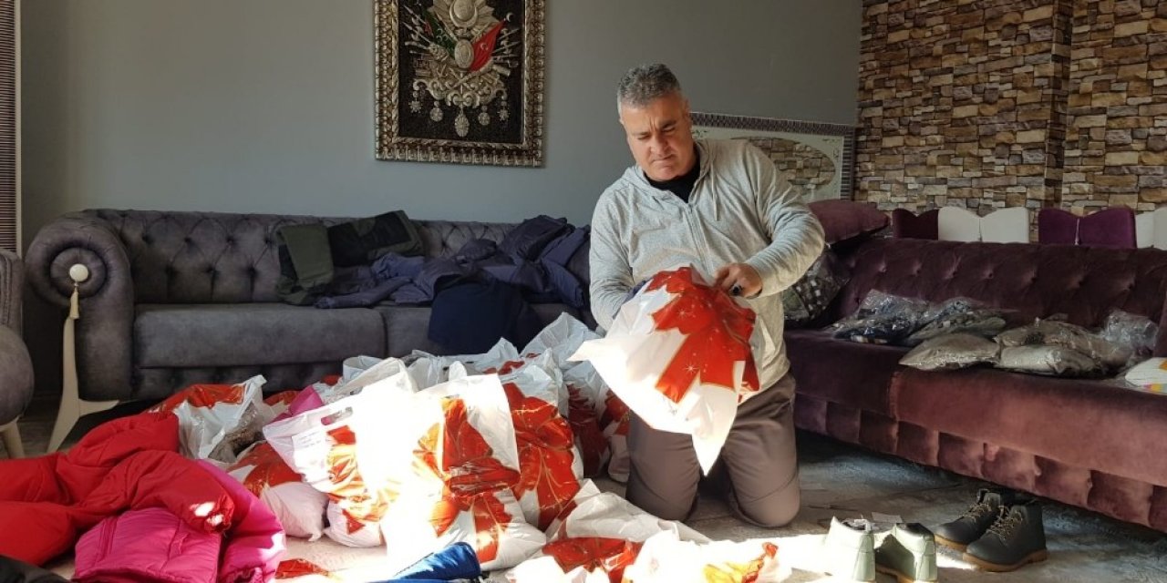 Mehmetçik Minik Yüreklere Dokundu