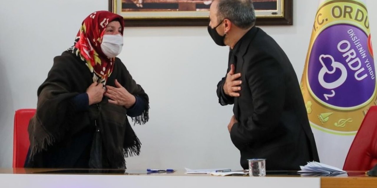 Ordu Valisi Yılın Son Gününde De Vatandaşın Derdini Dinledi